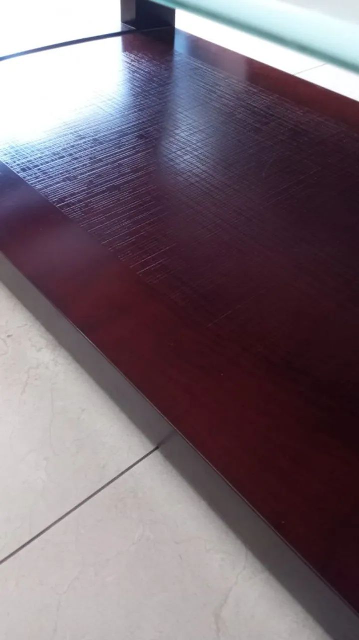 MESA DE CENTRO em MADEIRA e VIDRO - Foto 2