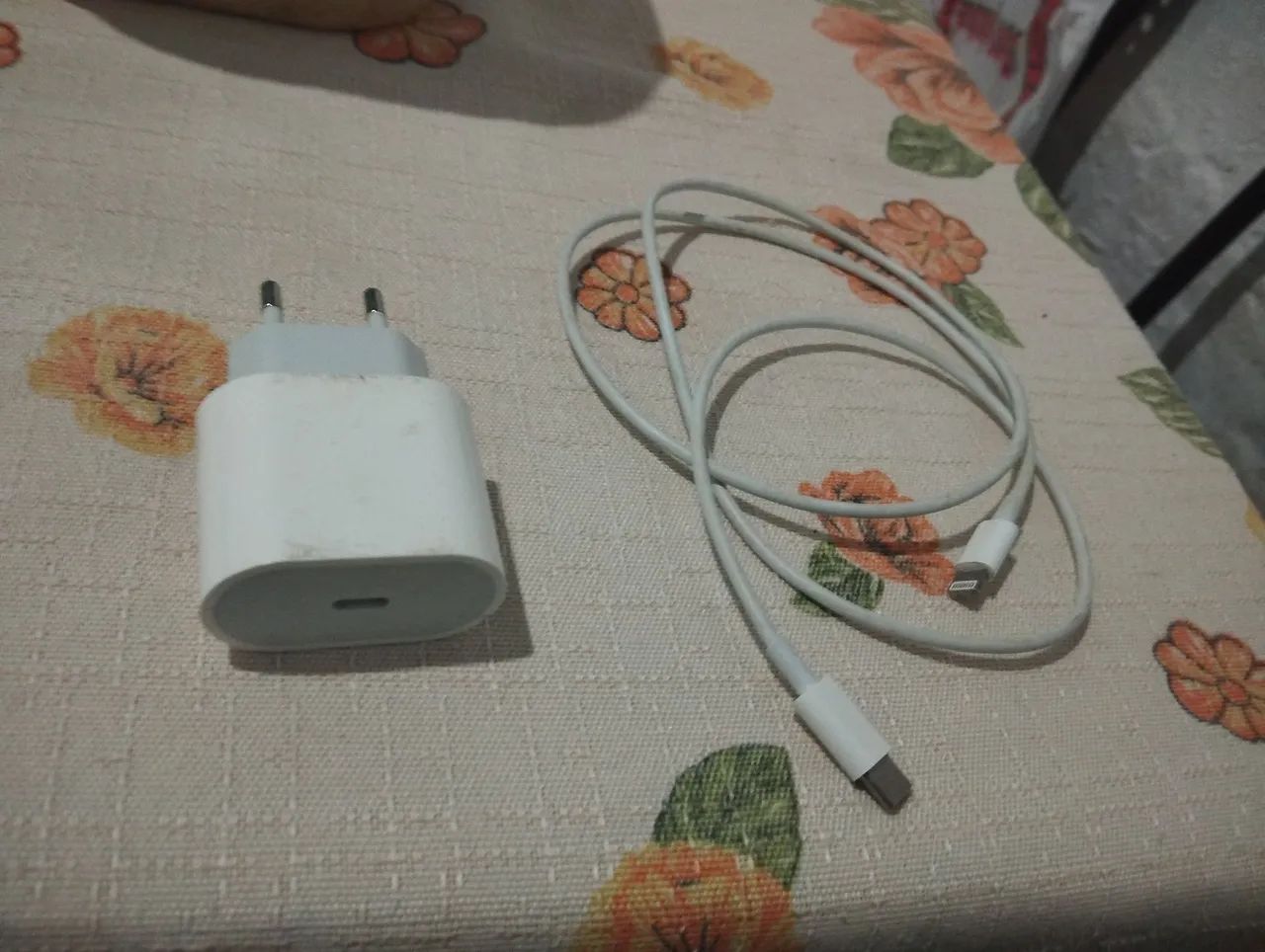 Usado: iPhone 7 32GB rosa - Outlet Bateria 70% - Apple - Foto 4