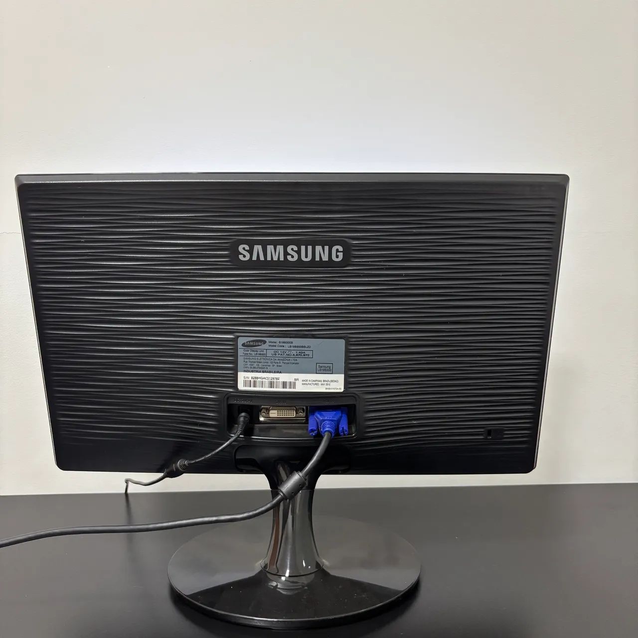 Monitor Samsung 19,5 polegadas VGA escritório trabalho ótimo estado  - Foto 2