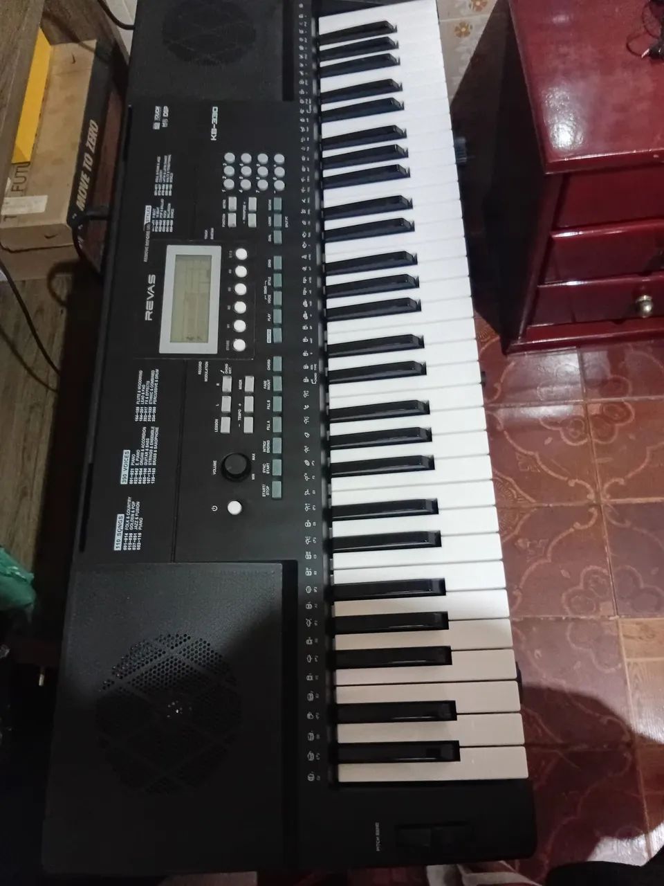 Teclado Revas