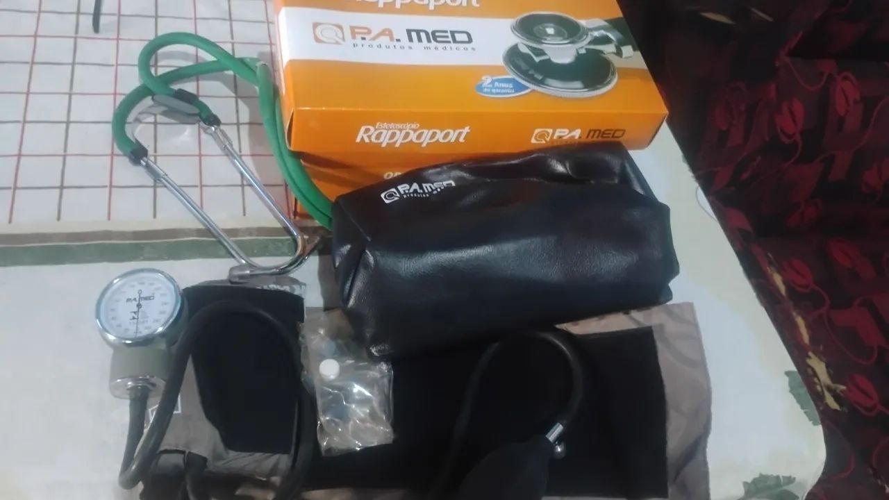 Esfigmomanometro e estetoscópio  - Foto 2