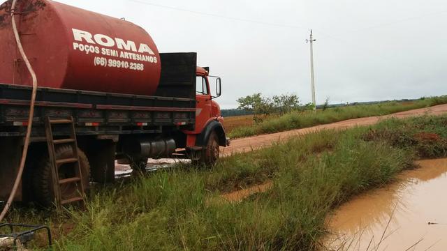 Caminhao 1113 turbinado bomba injetora nova