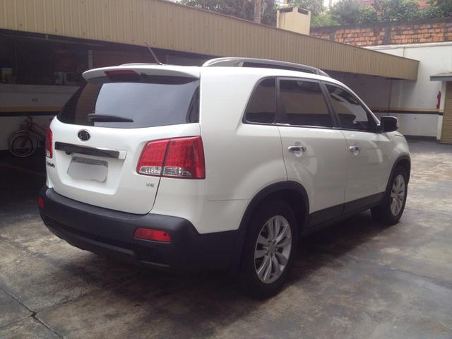 Sorento EX 3.5 autom 7 lug. Ano 2012 - Foto 8