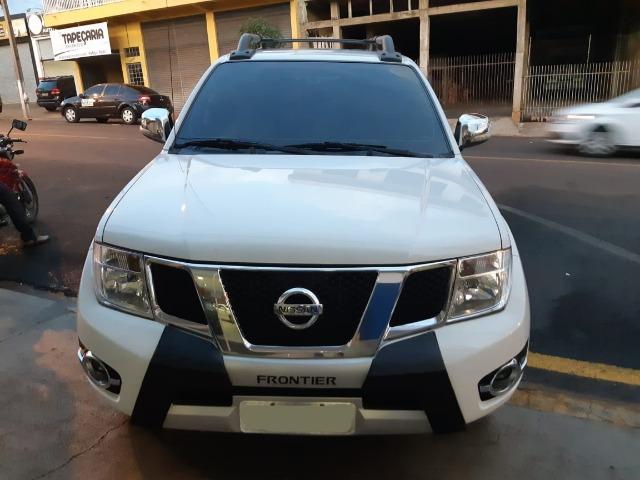 Nissan Frontier SL CD 2.5 190cv Diesel 4x4 Automática