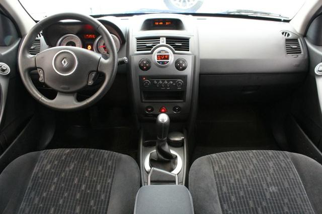 Renault Megane Grand Tour 1.6 Dynamique - Foto 6