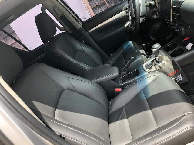 Hilux 2017 $135.900,00 - Foto 7
