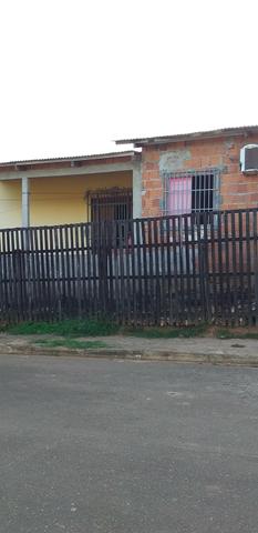 Vendo casa com ponto comecial