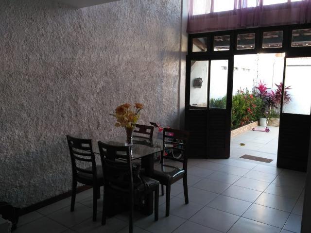 Casa duplex em Itapuã com 120 m² com 2/4 sem 1 suíte - Foto 3