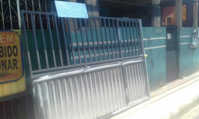 Portão novo zero em chapa de ferro com metalon grosso - Foto 3