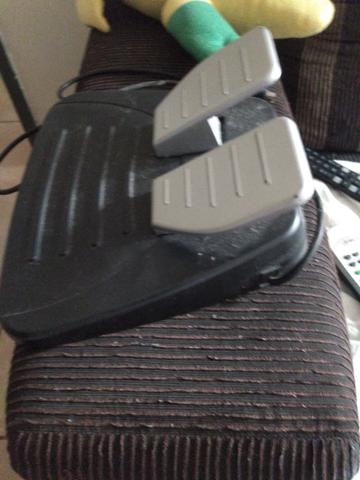 Volante Saitek PC e consoles - Foto 4