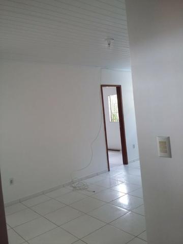 Alugo casa 2/4 rua da Amendoeira, Pituaçu - Foto 5