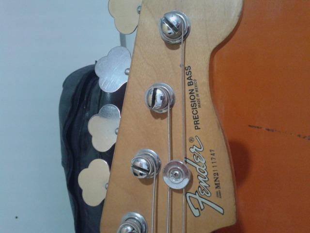 Contrabaixo Fender Precision mexicano - Foto 4
