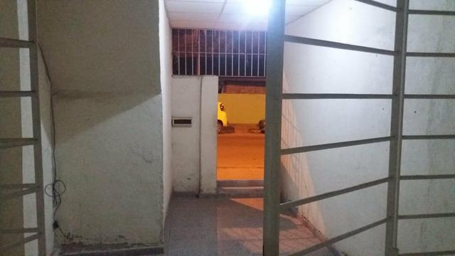 Alugo casa na avenida Nova descoberta - Foto 5