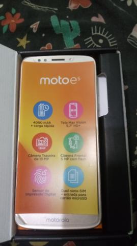 MOTO E5 - novo - Foto 2