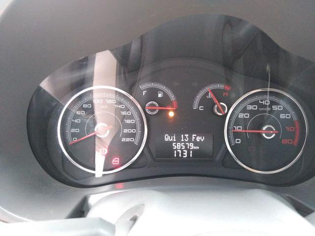 Fiat Palio Attractive 1.0 8V (Flex) - Foto 7