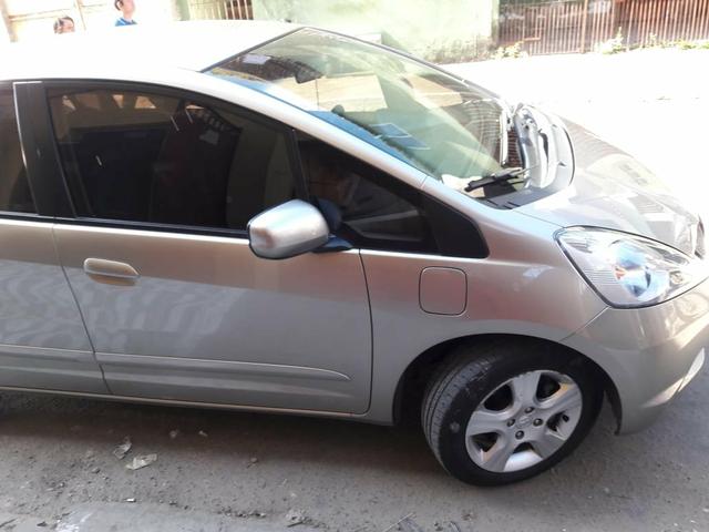 Vendo carro( financiado) honda fit 2011 - Foto 5