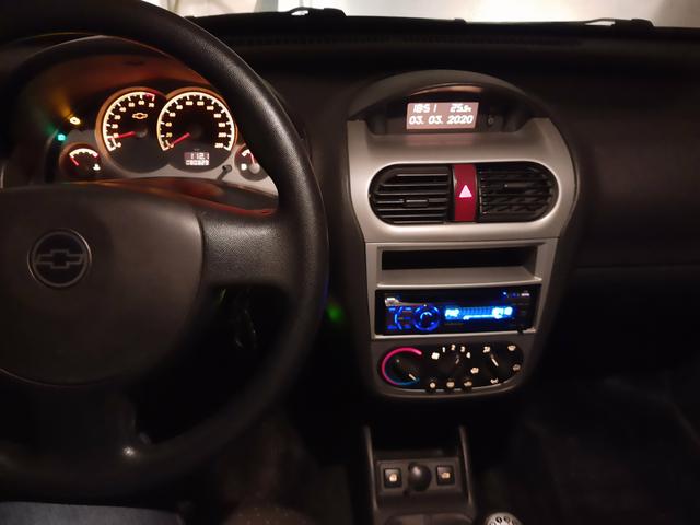 Corsa sedan - Foto 3