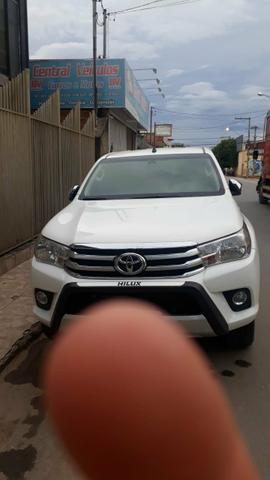Hilux SRV Automático 2016