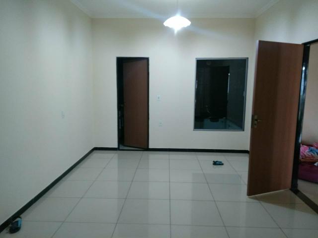 Oportunidade: Casa com piscina cascata e hidromassagem, suíte com hidromassagem, - Foto 19