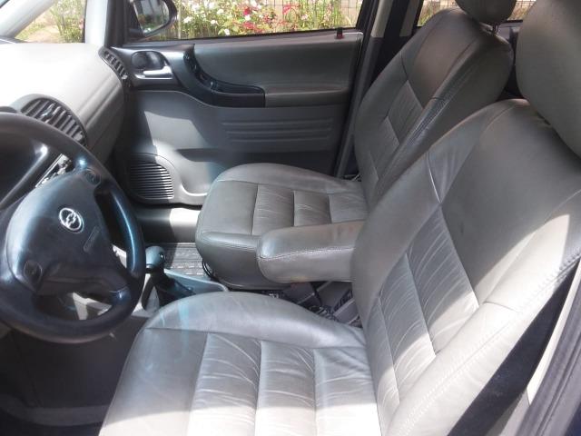 Carro Chevrolet Zafira - Foto 4
