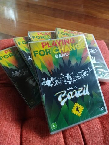 NOVO - DVD Playing For Change Band - Live In Brazil - Foto 4