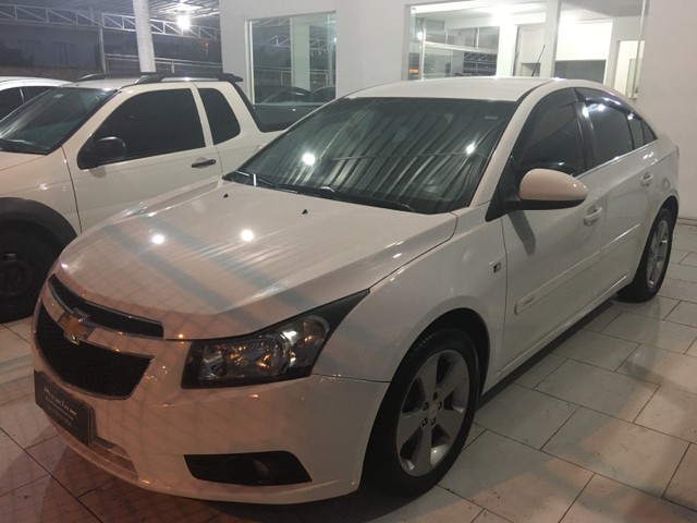 CRUZE SEDAN LT 1.8 AT