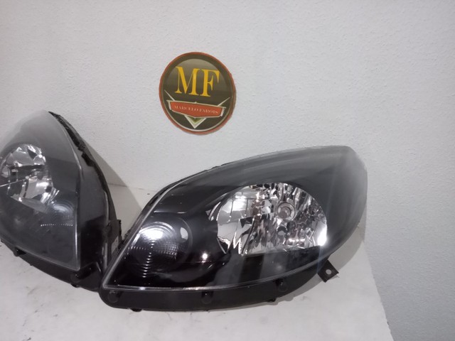 Farol Renault Sandero máscara negra 2012 a 2014 Original - Foto 3