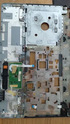 Carcaça  frente notebook e1 571 usado - Foto 2
