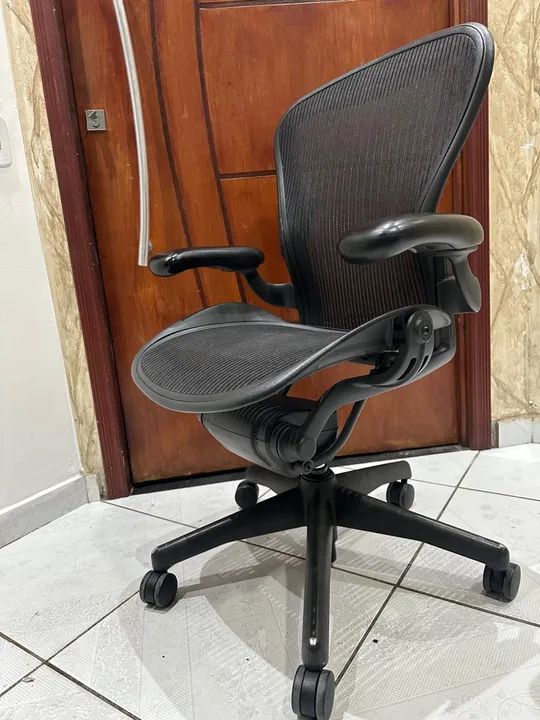 Cadeira herman miller aeron B classica frete grátis sp capital  - Foto 6