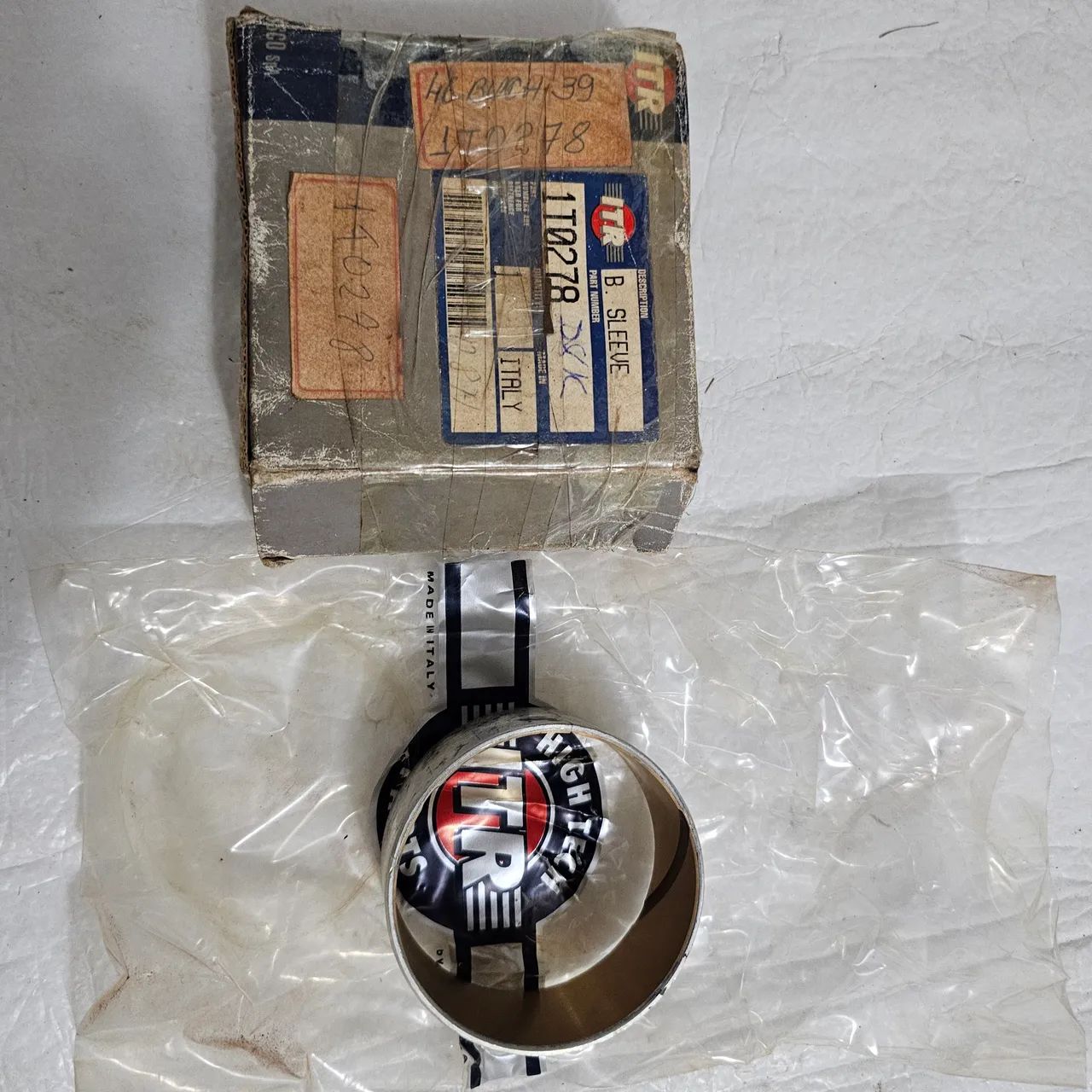 Trator esteira caterpillar D8 D9 D10 bucha nova 1T0278