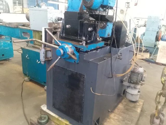 Retífica Centerless Bovi B80