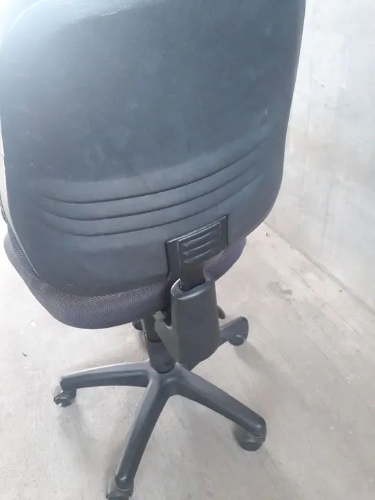 CADEIRA DE ESCRITÓRIO SEMINOVA - Foto 2