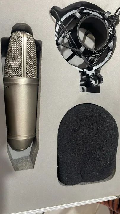 Microfone condensador BHERINGER B1 