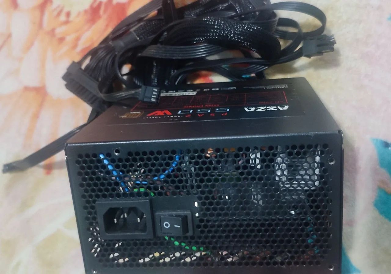 Fonte Azza 550w 80 plus *leia* - Foto 2