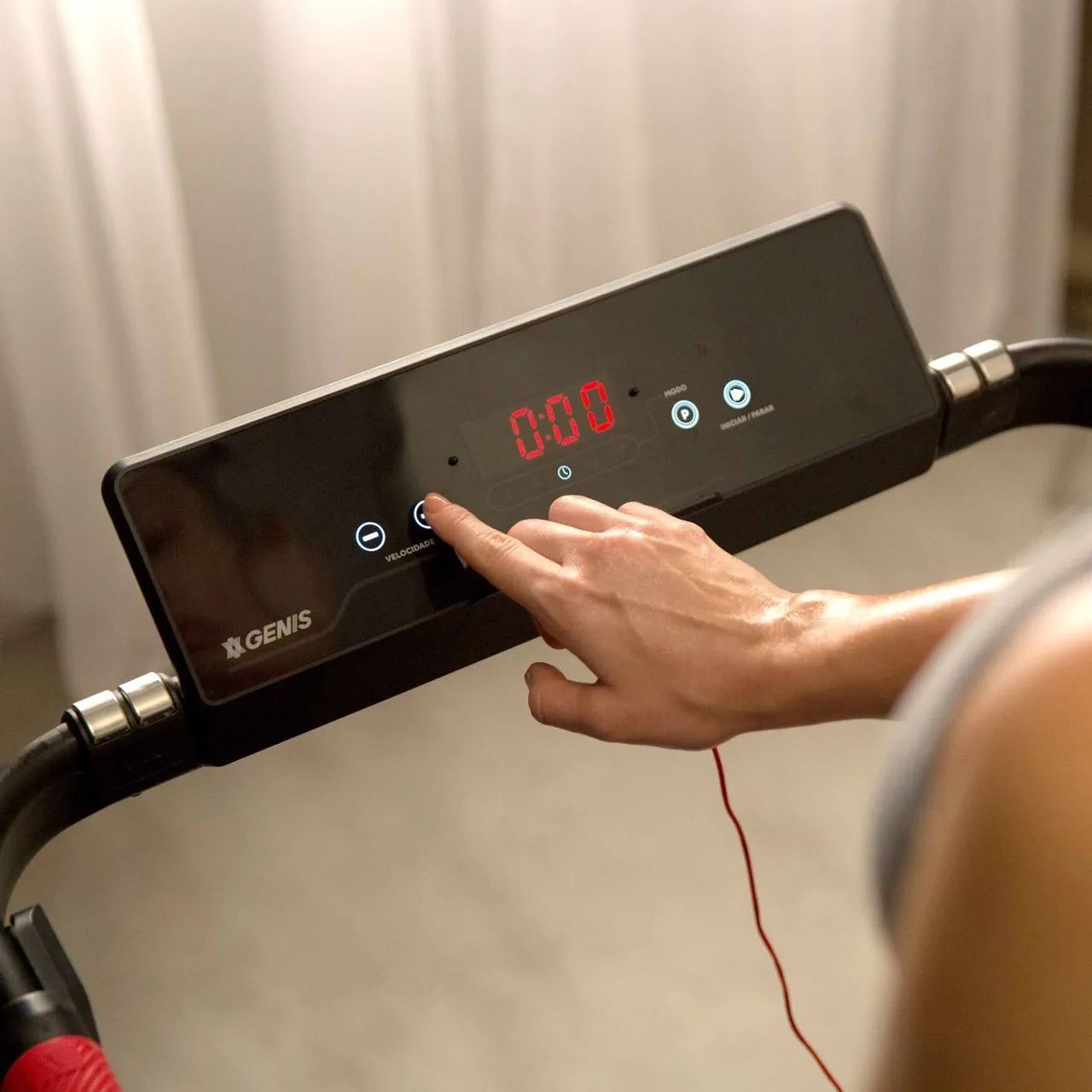 Esteira Dobrável Genis Usada apenas 7 vezes - Foto 2