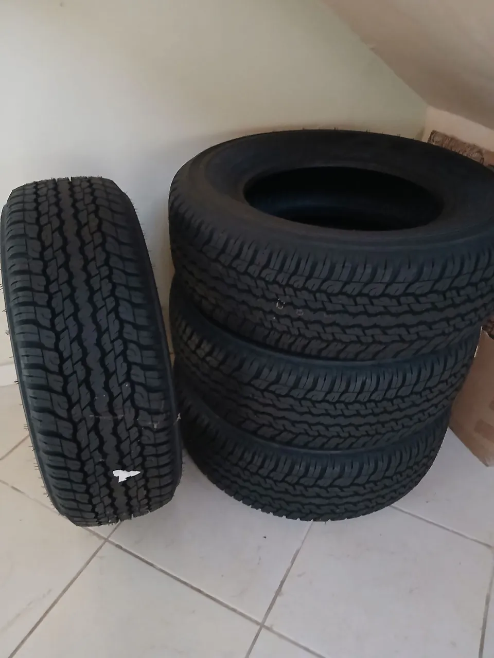 Pneus Dulop 265/65/17