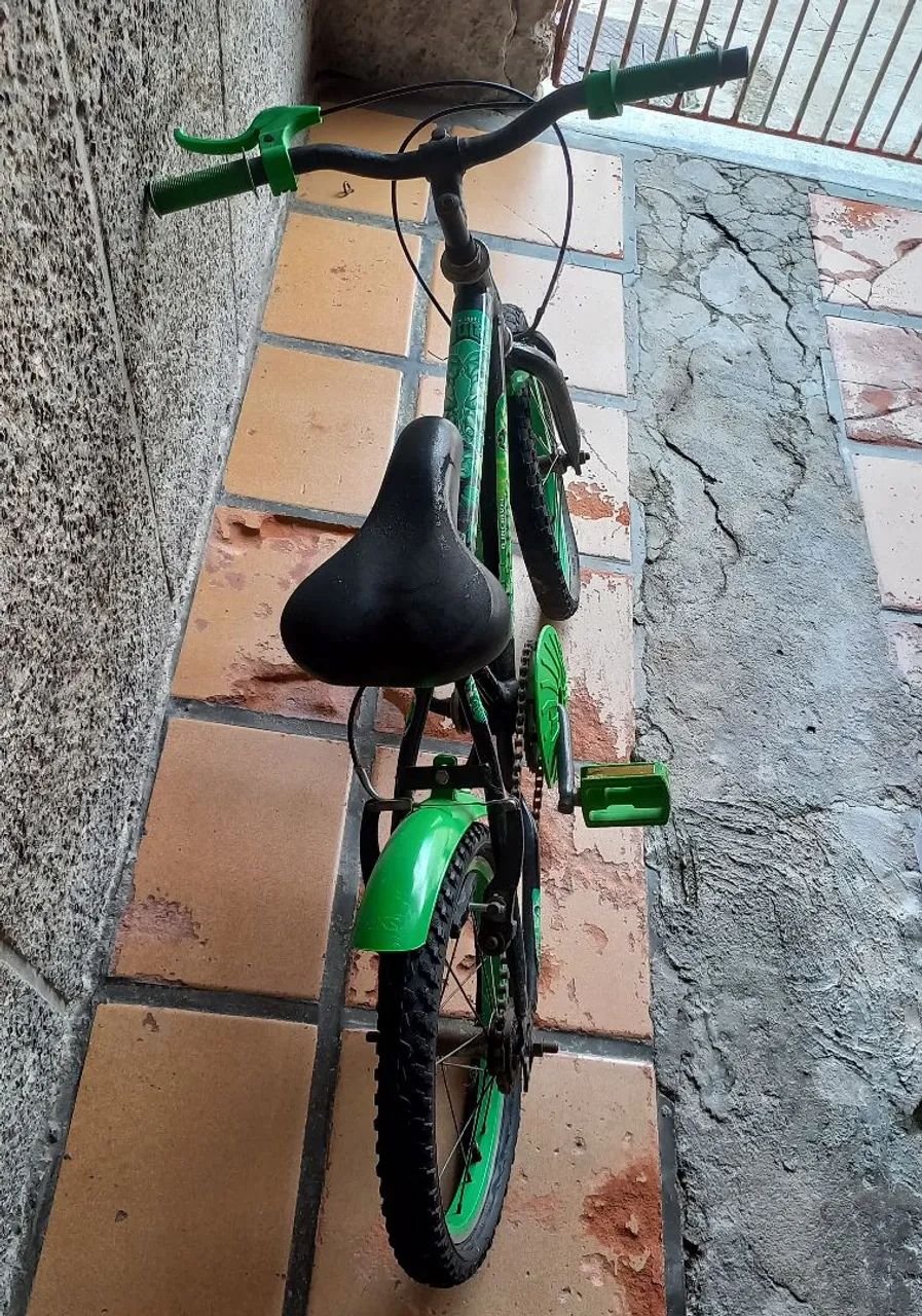 Bicicleta Infantil Hulk - Foto 3