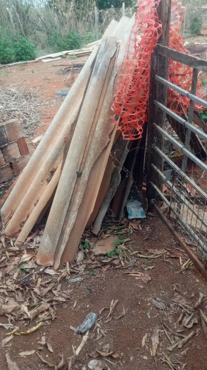 Telhas para doação 