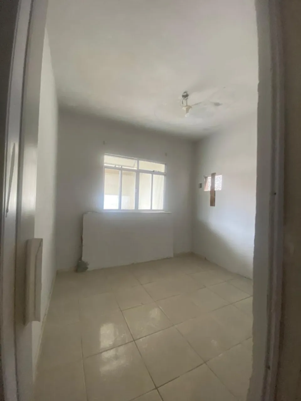 Casa em Bangu contendo 2 kitnets para alugar