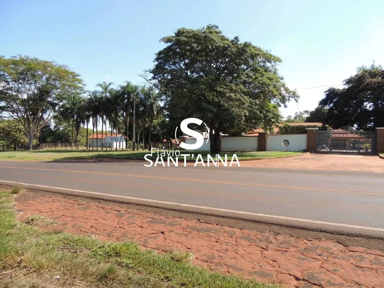 VENDE-SE CHACÁRA EM INDIAPORÃ-SP - Foto 5