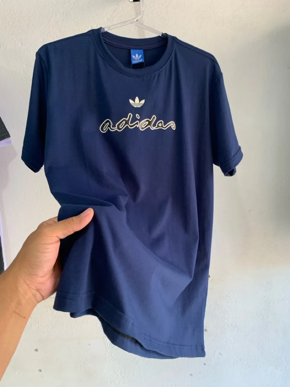 Camiseta Adidas Azul Marinho