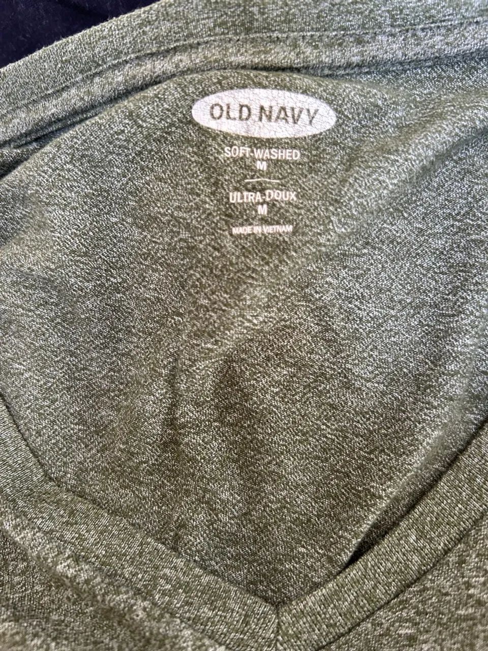 Camiseta V-neck Old Navy Verde - Foto 3
