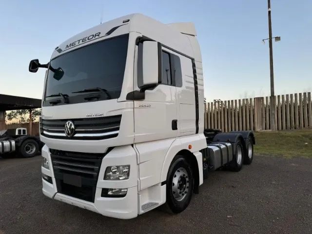 VW METEOR 29520 2023