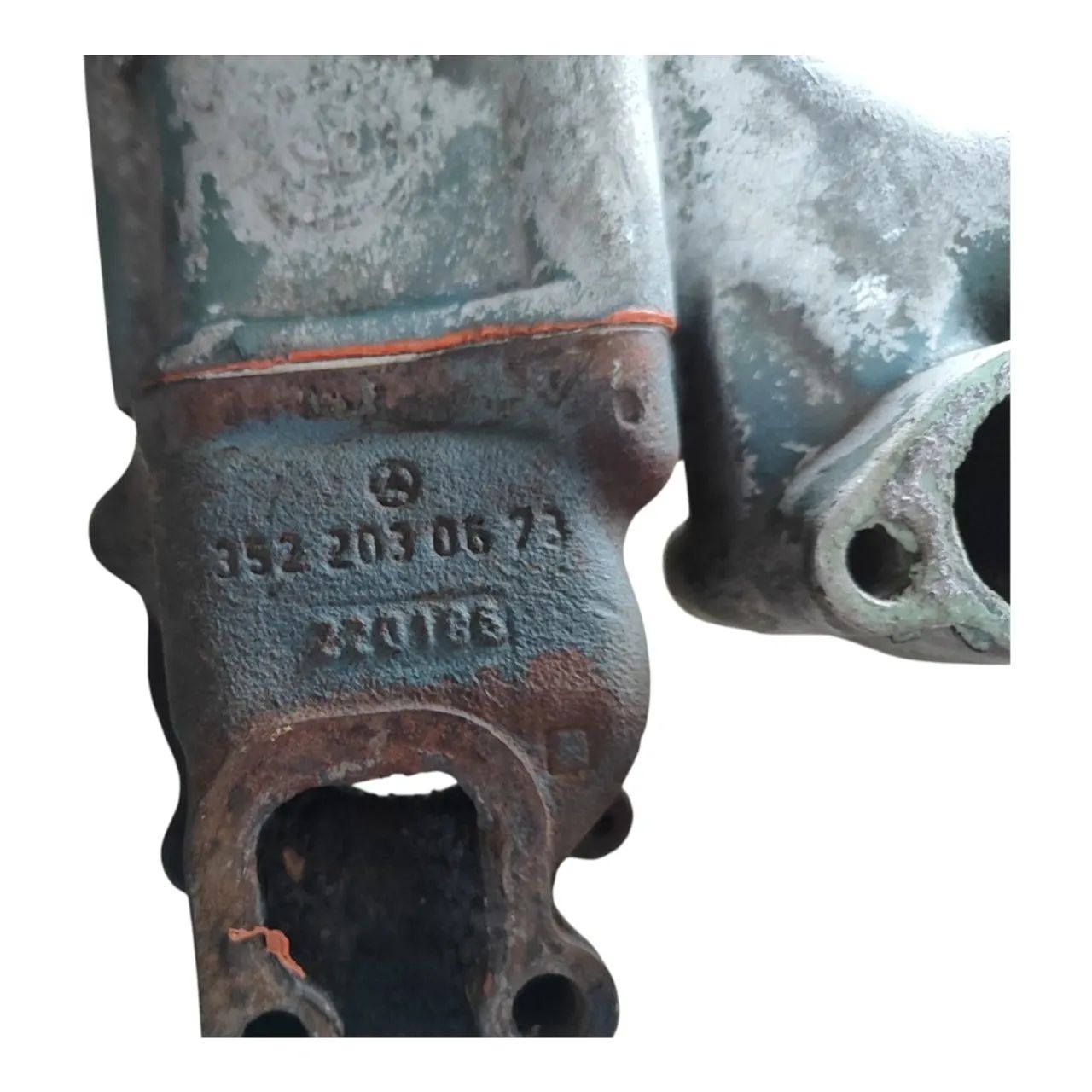 Cavalete Refrigeração De Água Original M. Benz Om352  E2614 - Foto 7