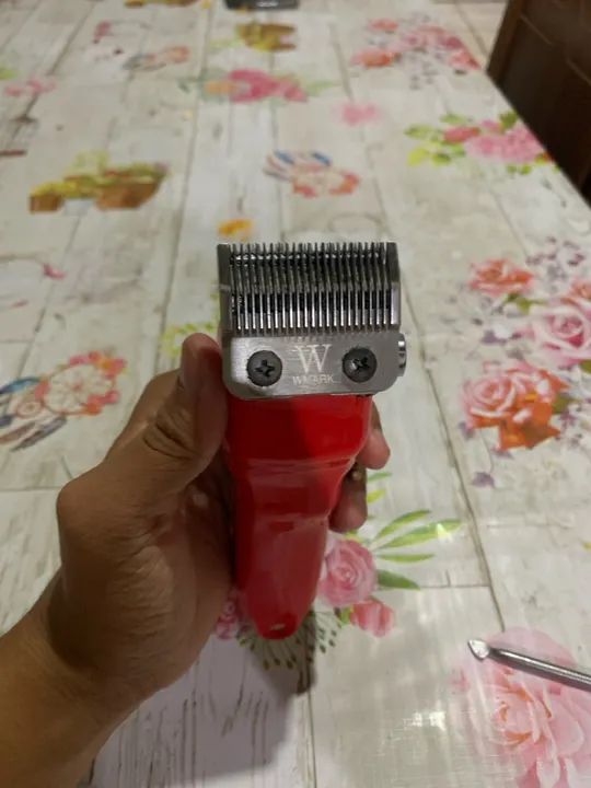 Máquina de Cortar Cabelo Profissional WMARK NG409 - Foto 4