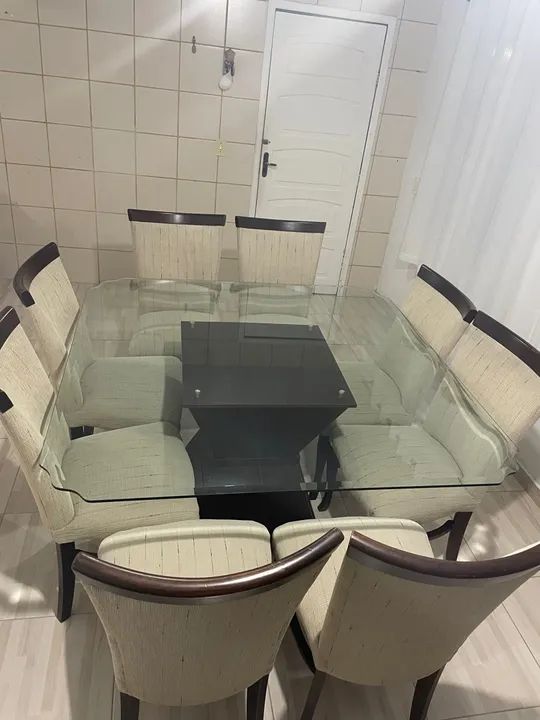 Mesa de Jantar de Vidro - 8 cadeiras  - Foto 2