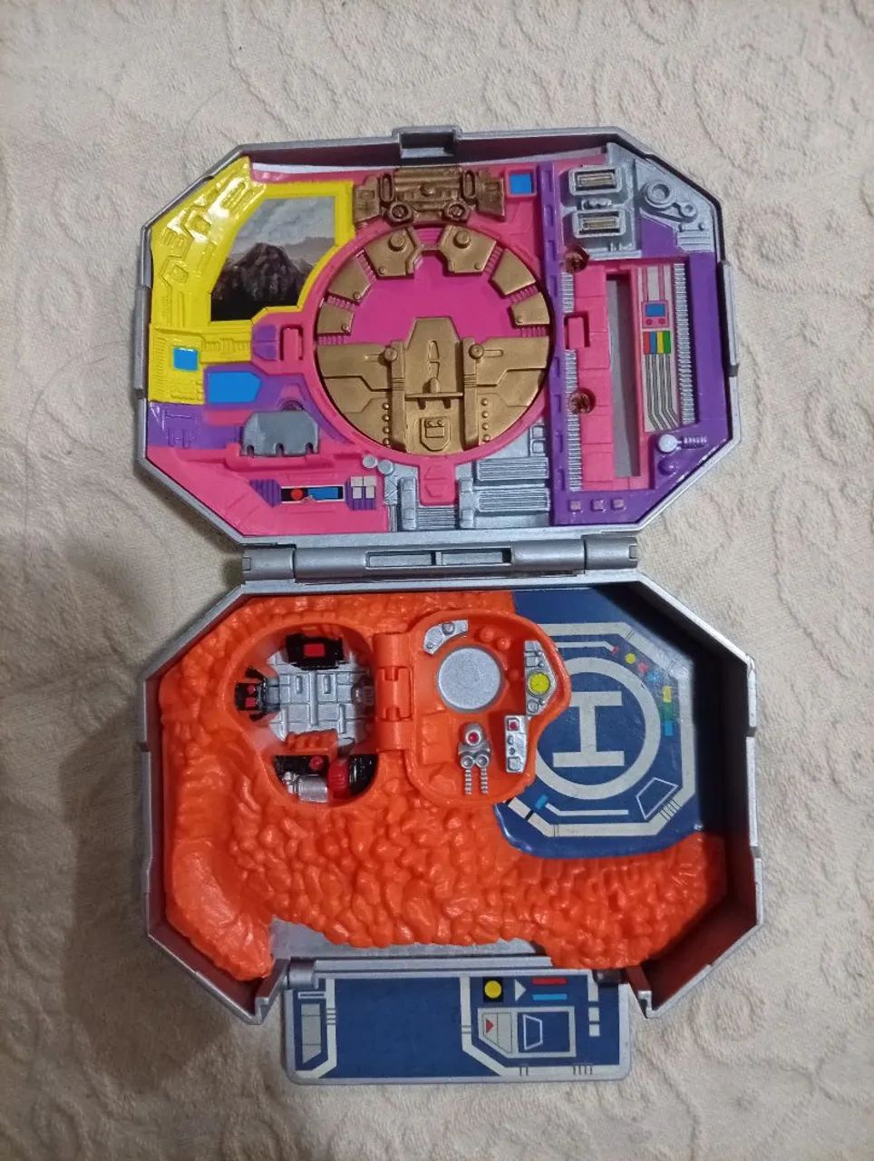 Power Rangers Mighty Morphin - Micro Morphin Playset 1995 - Comes with 2.64706223175298123