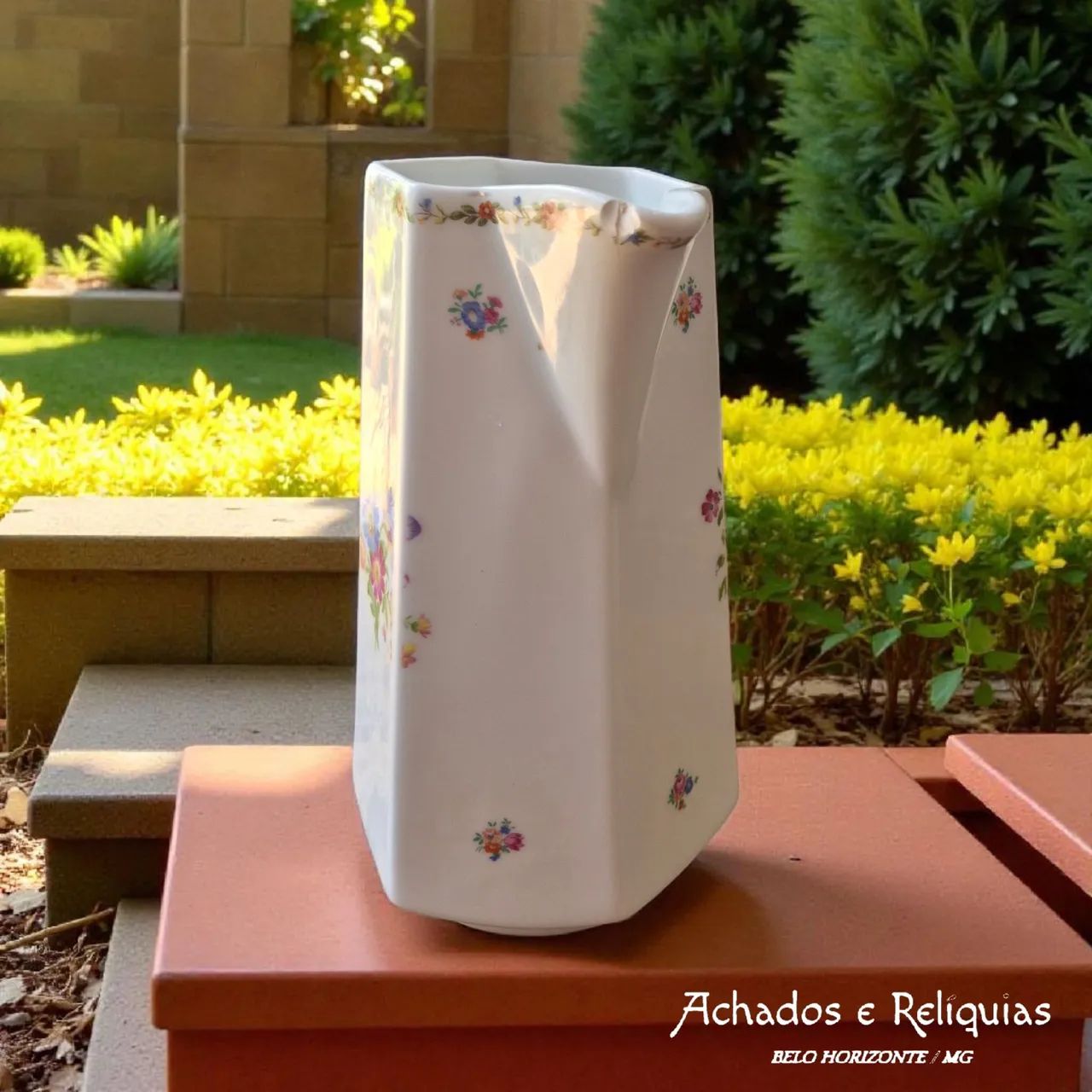 Elegante Jarra de Leite Vista Alegre com detalhes florais  - Foto 2