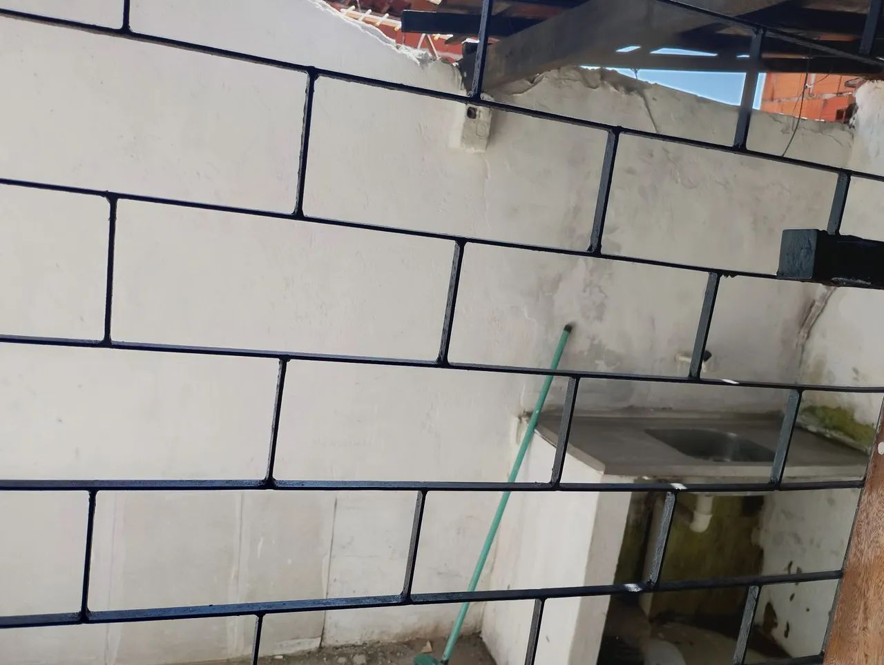 Vendo ou troco casa com documento de compra e venda  - Foto 8