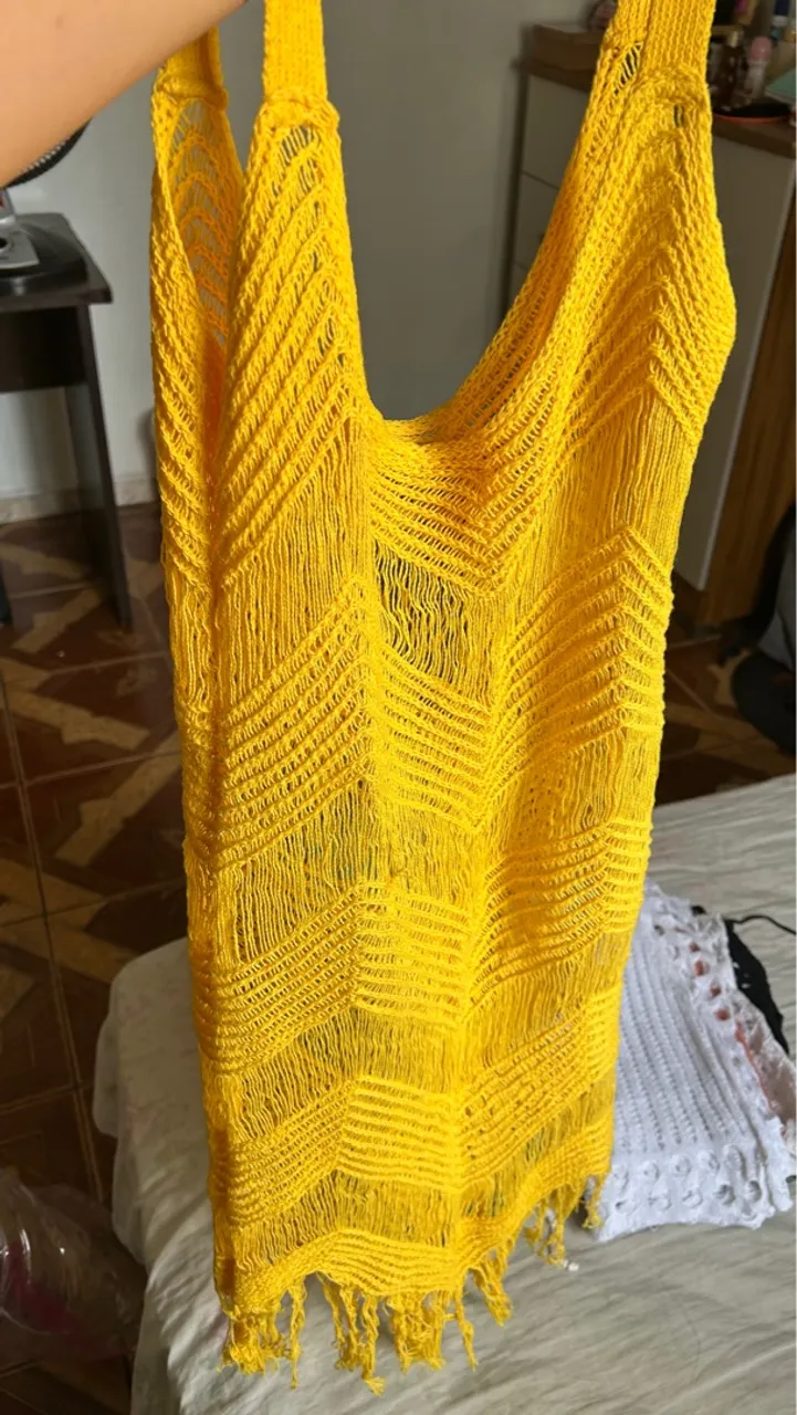 Vestido de Praia Amarelo em Crochê
